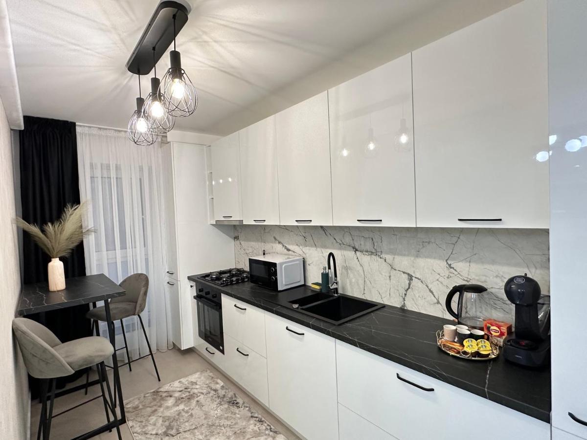 Urban Luxury Flats - Cozy Apartments At Coresi Mall #Брашов Экстерьер фото